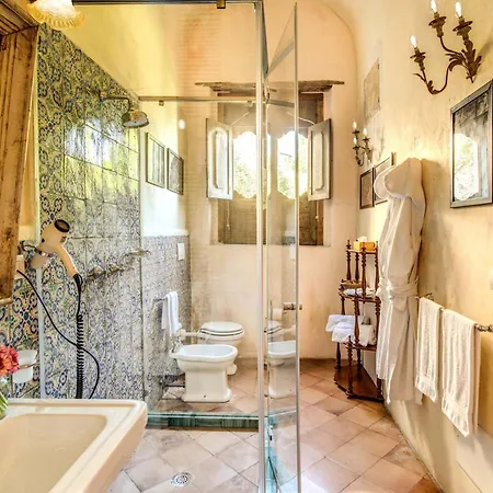 - San Giacomo Villa