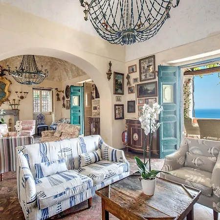 - San Giacomo Villa Positano