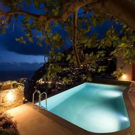 Villa - Angelina *